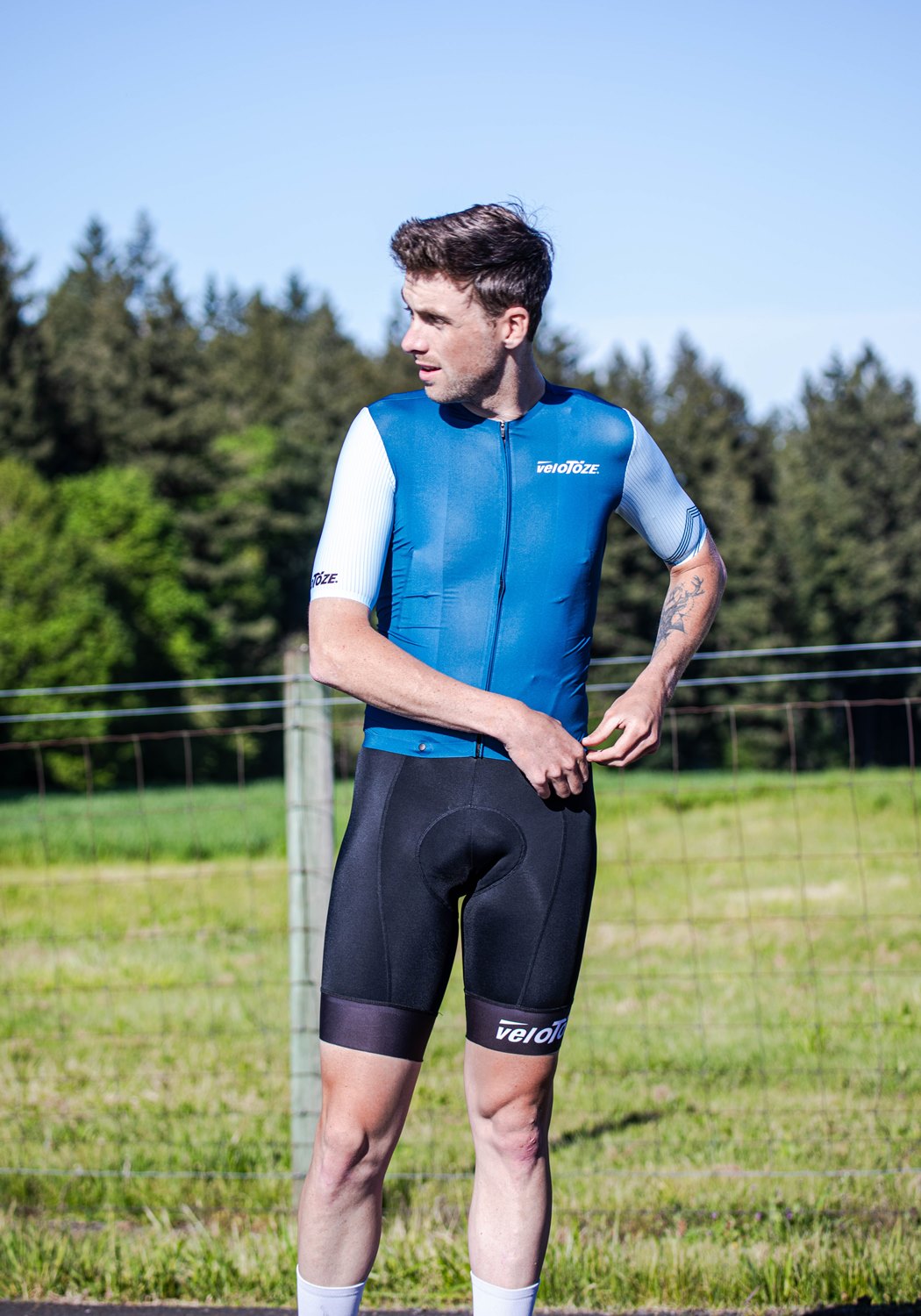 AeroLink™ Bib Shorts - Black